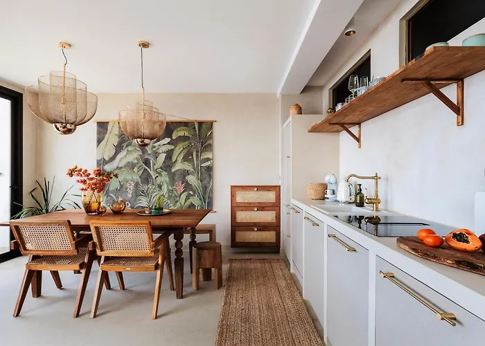 I Boho Sun Oceanfront Lejlighed *